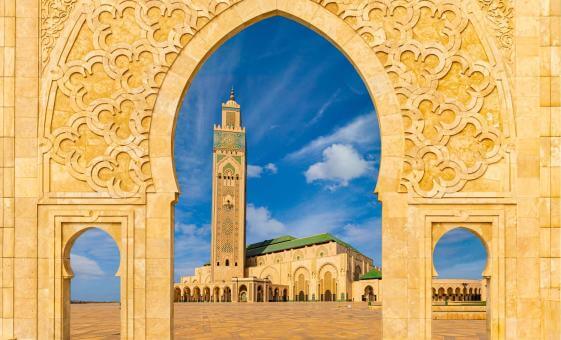 découvrez casablanca à travers une excursion inoubliable. explorez ses monuments emblématiques, ses marchés vibrants et sa culture riche. une aventure qui allie histoire et modernité au cœur de la capitale économique du maroc.