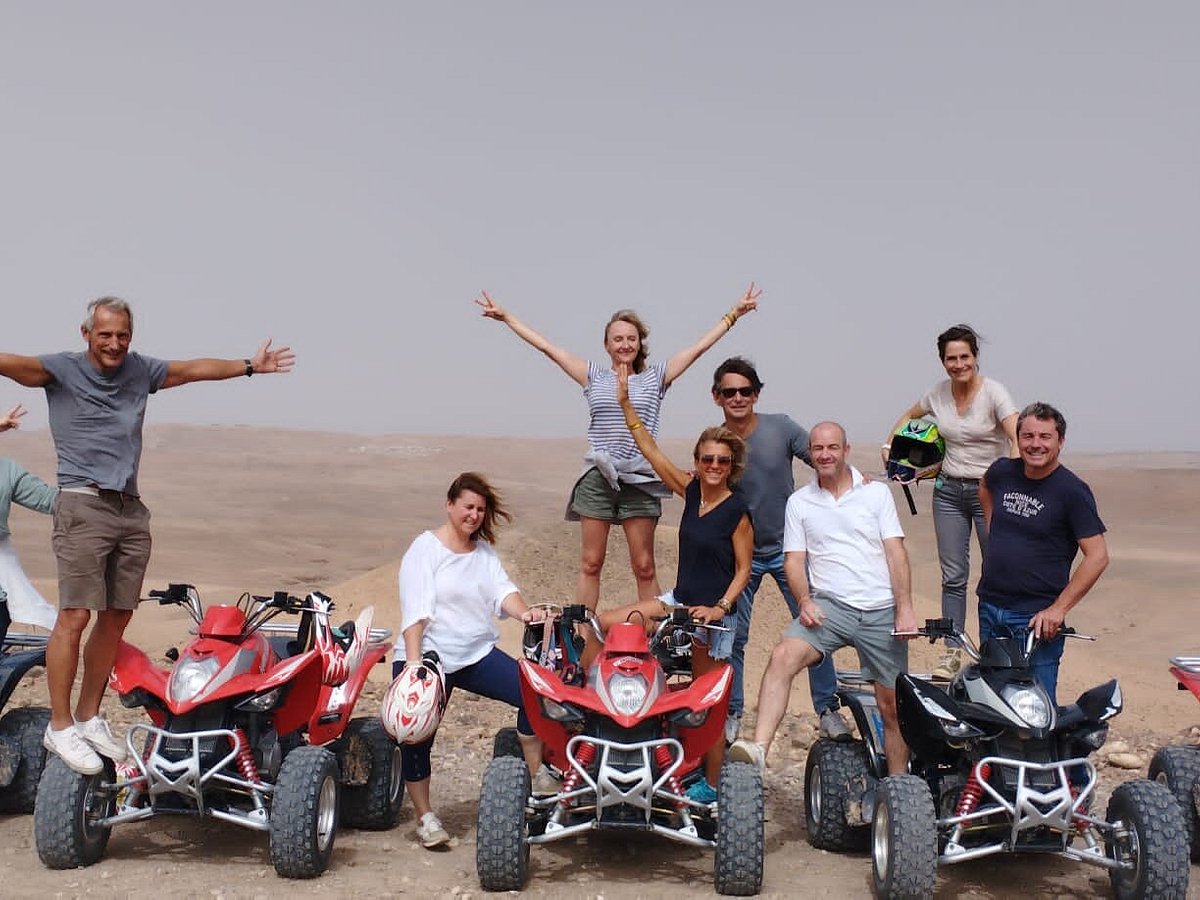 découvrez l'excitation des balades en quad dans le désert d'agafay, un terrain sauvage et enchanteur à proximité de marrakech. vivez des aventures inoubliables entre dunes et paysages désertiques, tout en profitant d'une expérience unique au cœur de la nature.
