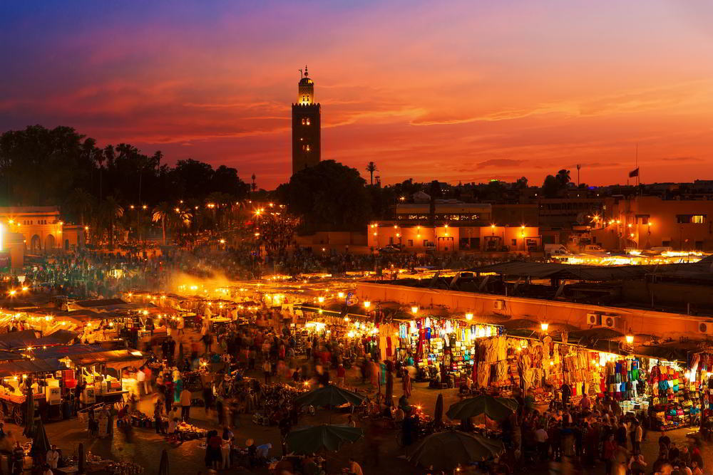 explorez marrakech de manière unique avec nos visites privées, adaptées à vos envies. découvrez la richesse culturelle, les monuments historiques et les trésors cachés de la ville en toute intimité. profitez d'un guide expert pour une expérience inoubliable.